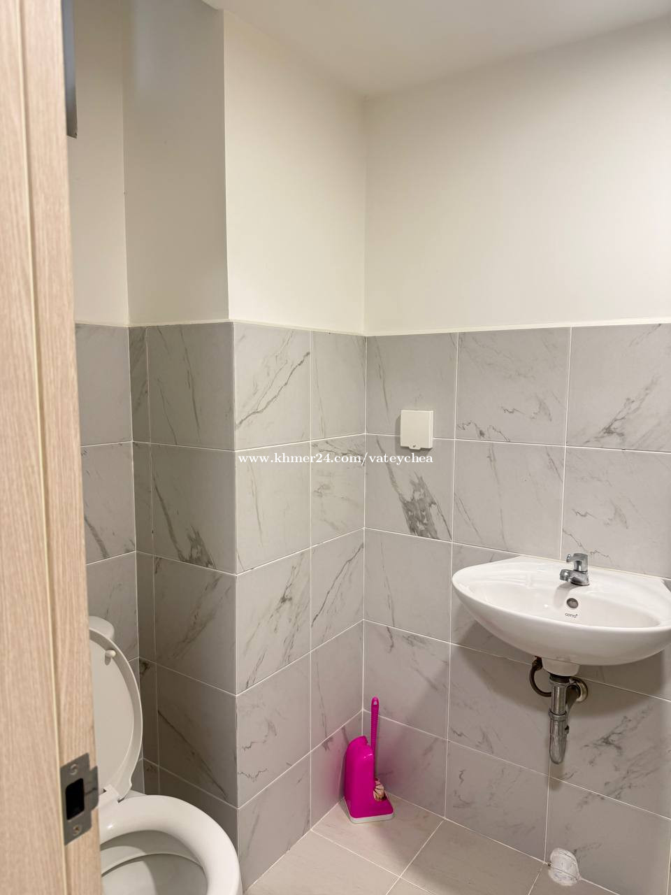 Arakawa condo two bedroom for rent