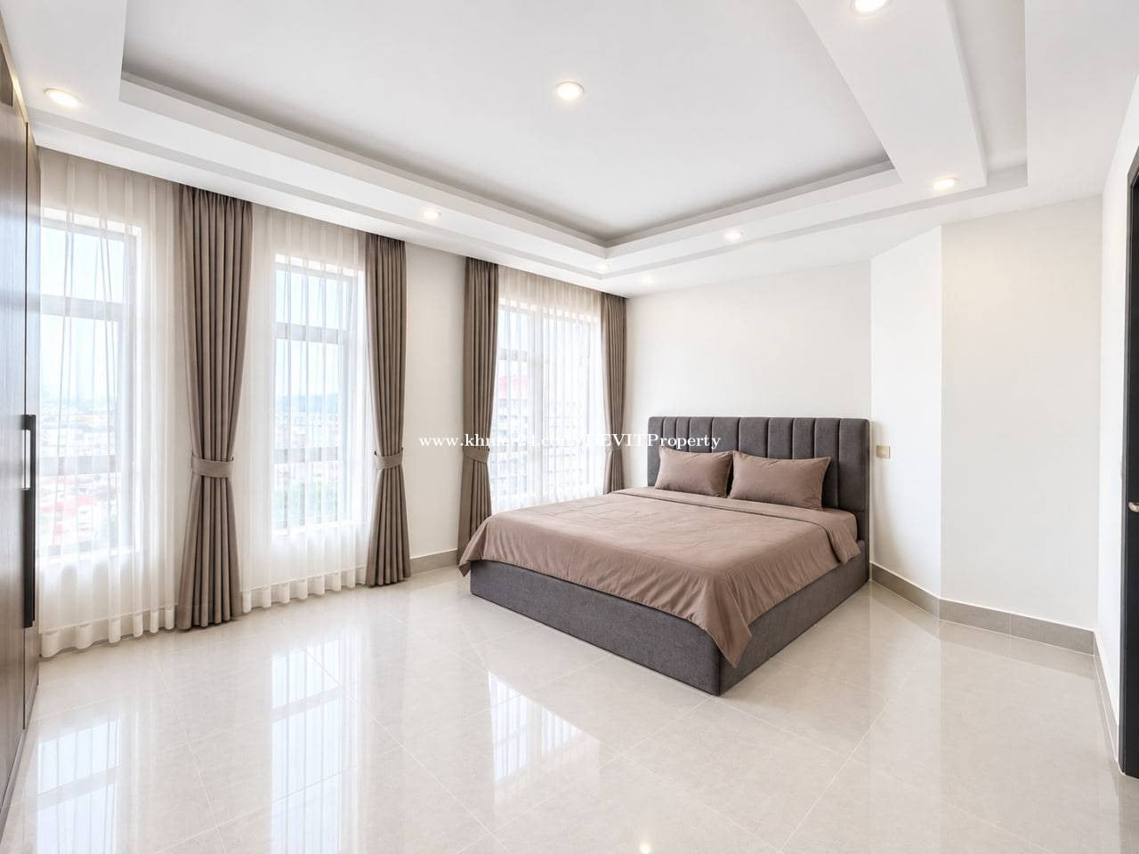Modern 3-Bed Apartment For Rent_Russian Market Area