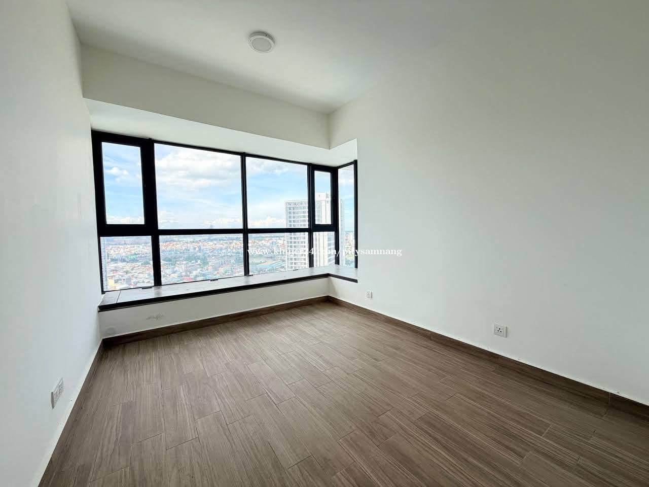 3Bedroom Resale Price Below Market