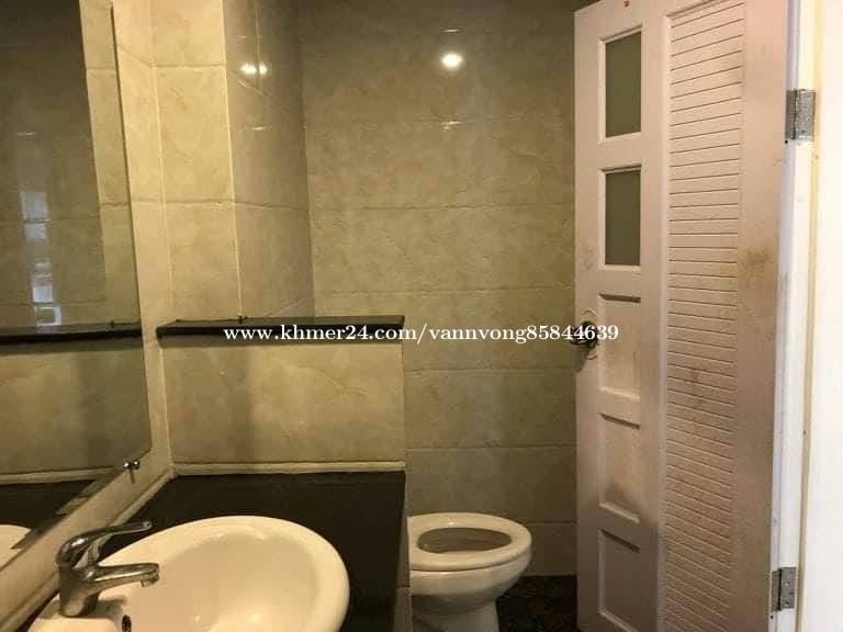 Uk condo 999