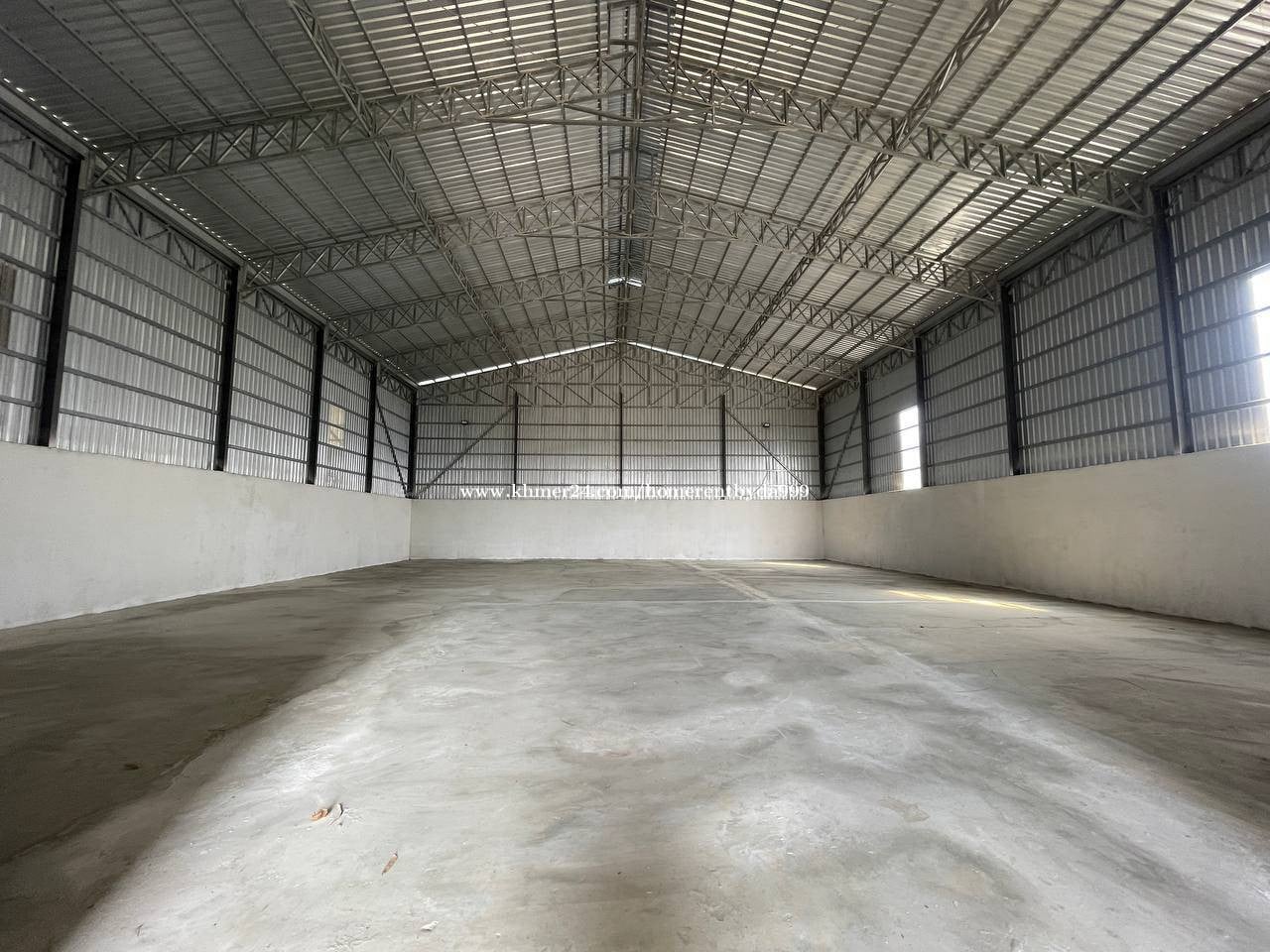 ឃ្លាំងសំរាប់ជួលនៅសែនសុខ price $1000.00 in Tuek Thla, Saensokh, Phnom ...