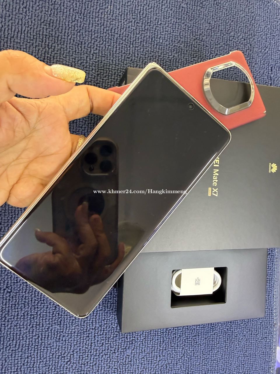 Huawel mate X7 16G 512G 99% price $1099.00 in Tuek L'ak Muoy, Tuol Kouk ...