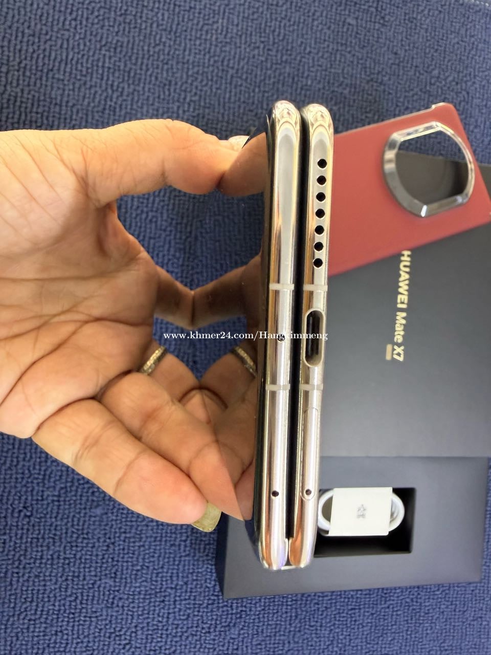 Huawel mate X7 16G 512G 99% price $1099.00 in Tuek L'ak Muoy, Tuol Kouk ...