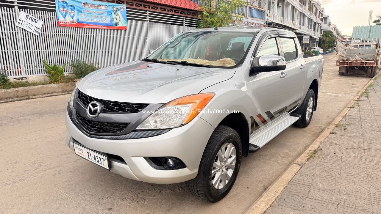 មហានៅថ្មី Mazda BT-50 013 3.2 Full តម្លៃ $18800.00 ក្នុង ដង្កោ, ដង្កោ ...