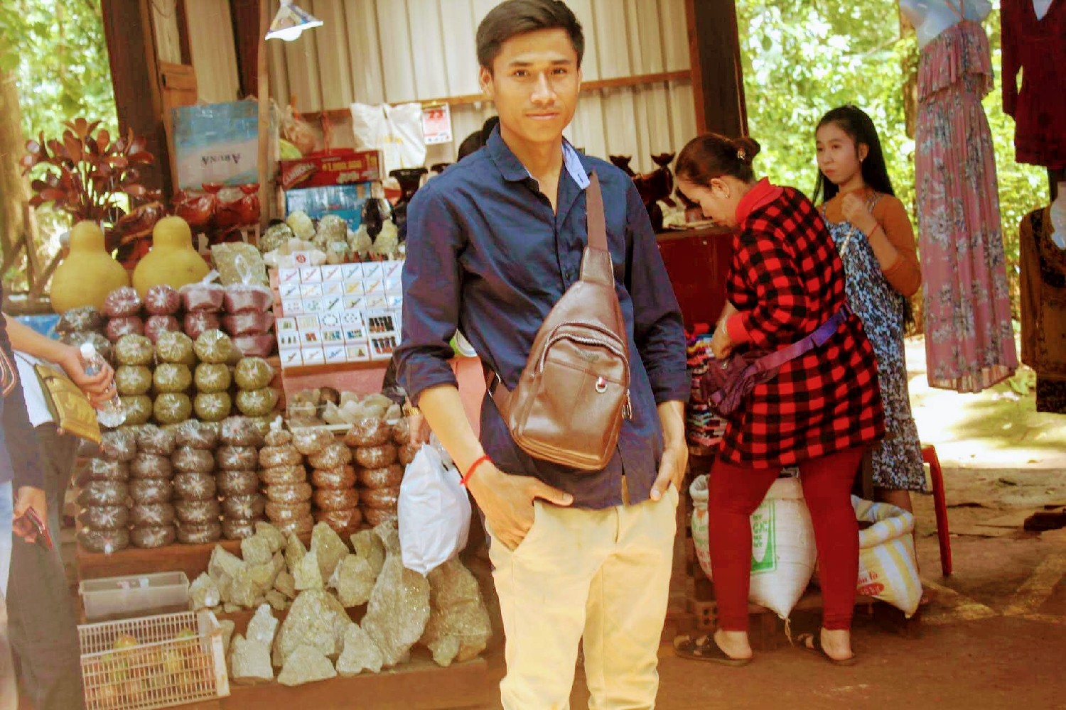 Nov Dara - Khmer24