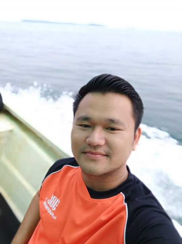 វិចិត្រ រស្មី