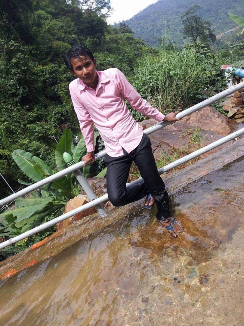 ពេទ្យ ទូរស័ព្ទ