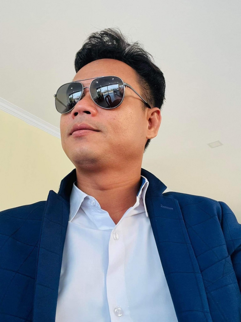 ប៊ុនថន 012800422telegram