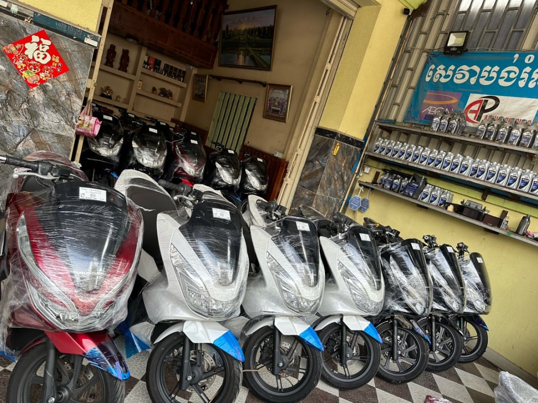 Là khin p011 20 83 83  / 098 33 61 61