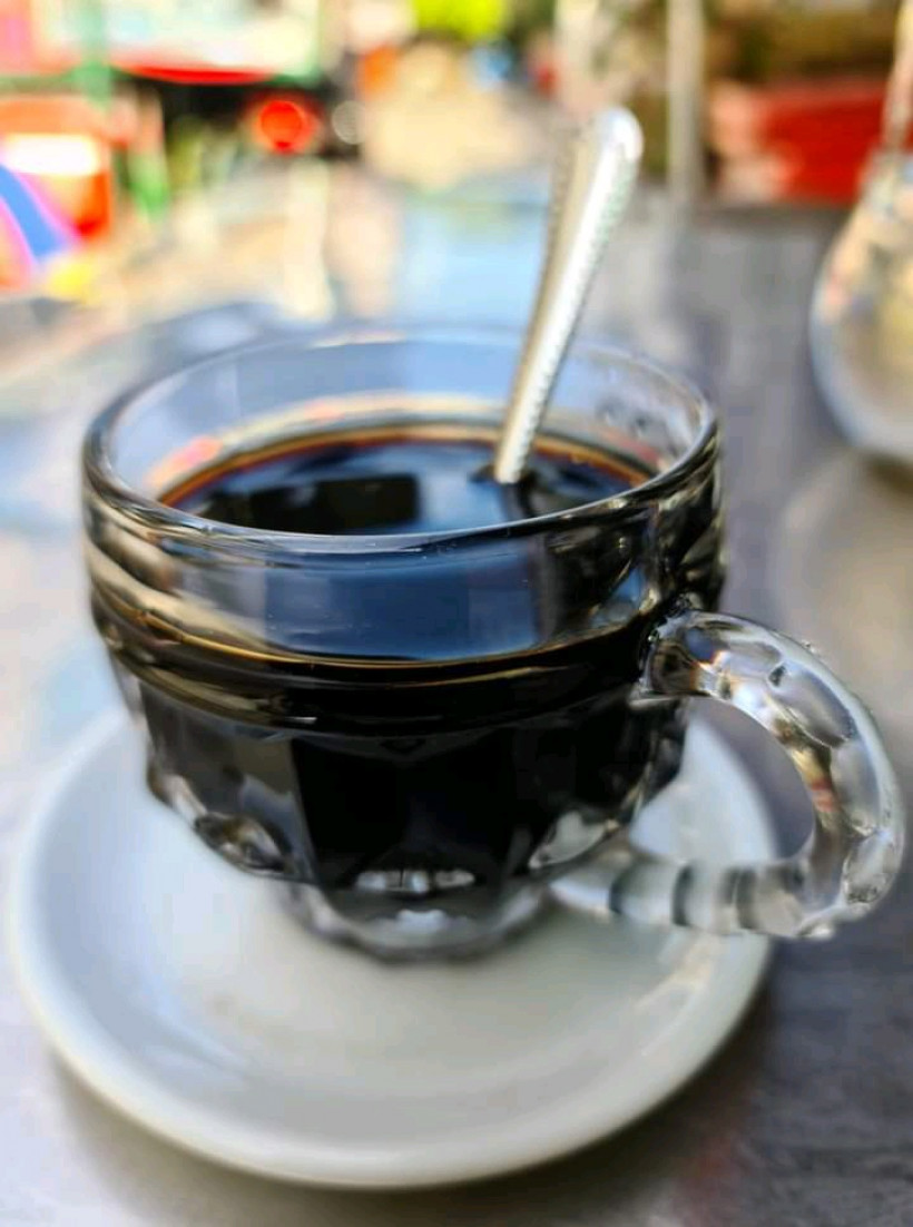 កាហ្វេ ខ្មៅ