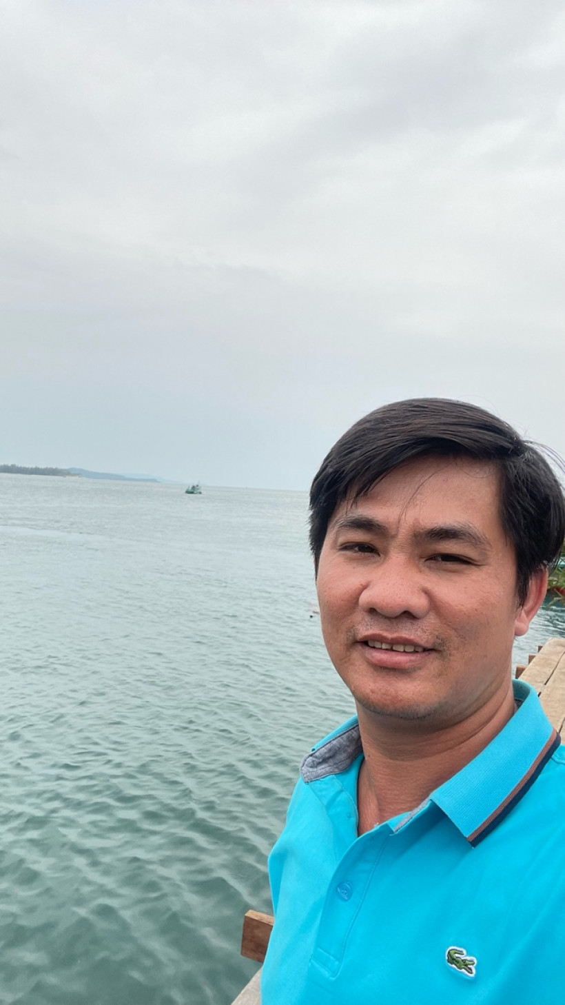 បងឆ្លូញ លក់មាន់