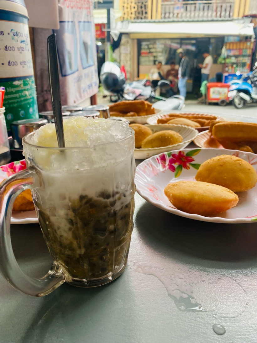 អុិន ពៅប៊ុនណារិទ្ធ