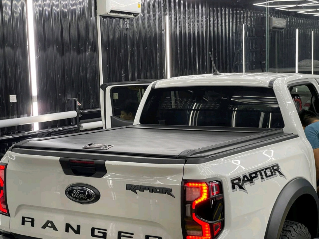 ជាងធា ពហុជំនាញ