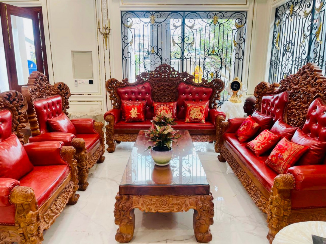 ហាង មណ្ឌលគីរីលក់គ្រឿងសង្ហារឹម