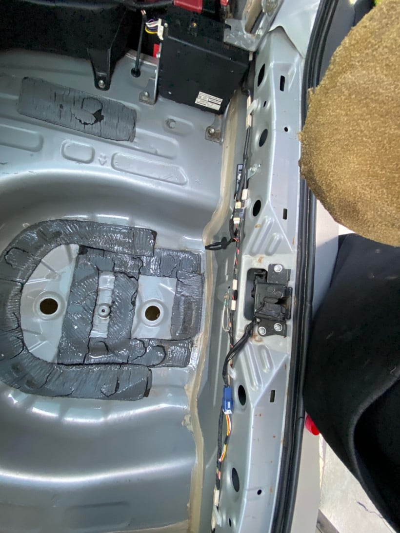 ប្រុស ហំ