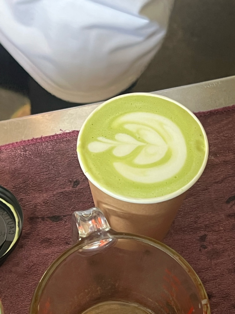 Pheak 095718880/093718880