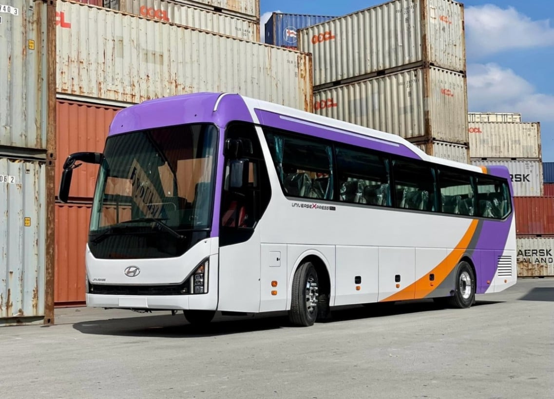 ឡានក្រុងជួល Bus tour 出租汽车 Bus for rent រថយន្តសម្រាប់ជួល