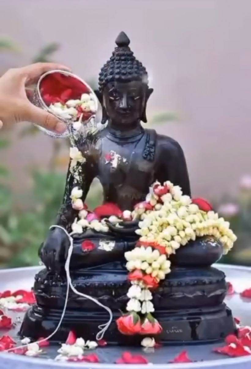 លាង ម៉េង៚