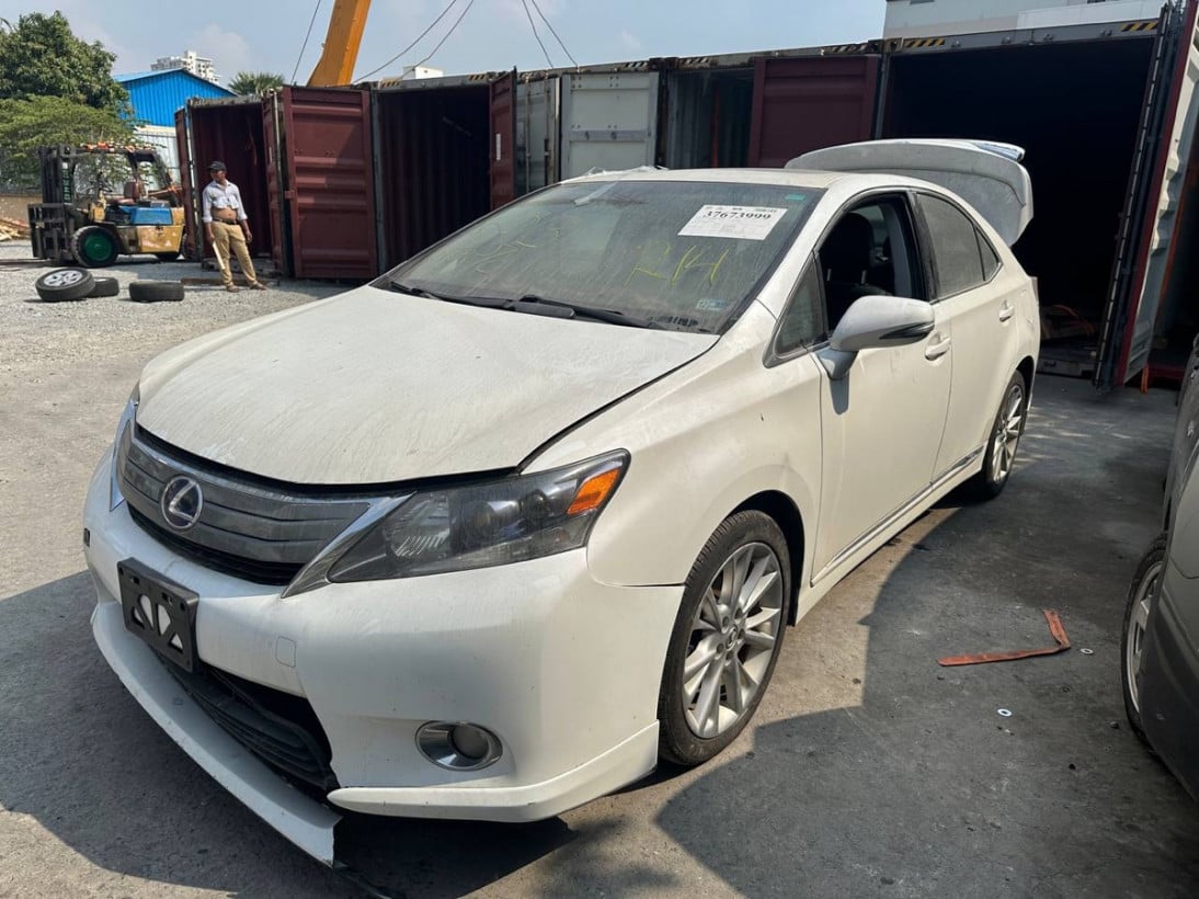 ឡាន លក់ starex 2015