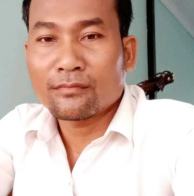 Mrបូរេន សៀមរាប Mr.រឿន