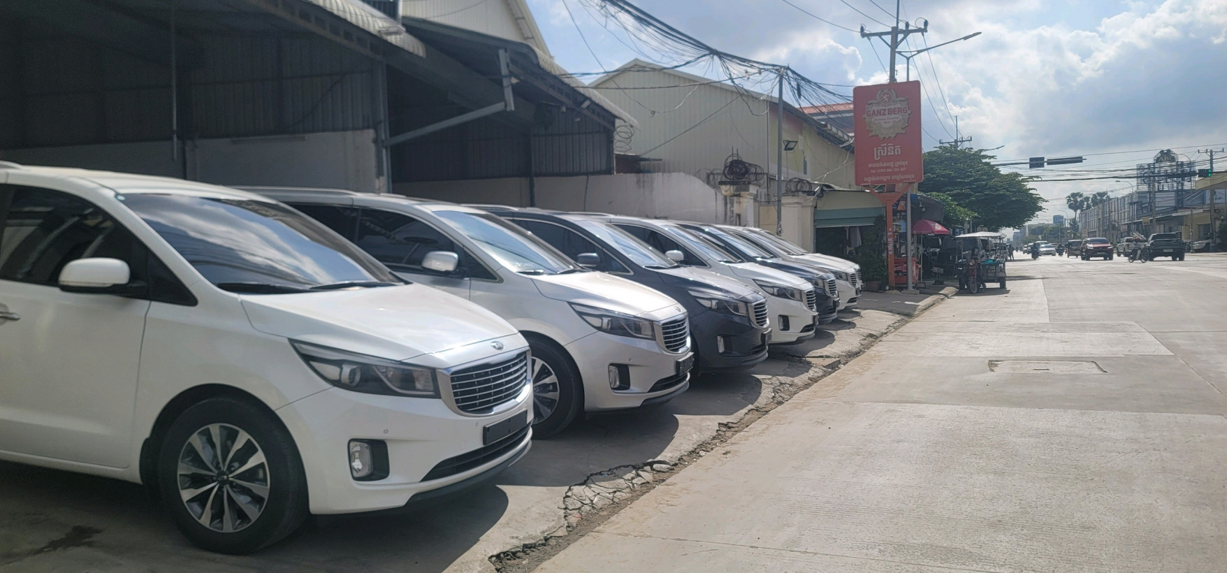 គីមស៊្រាង លក់រថយន្តកូរ៉េ