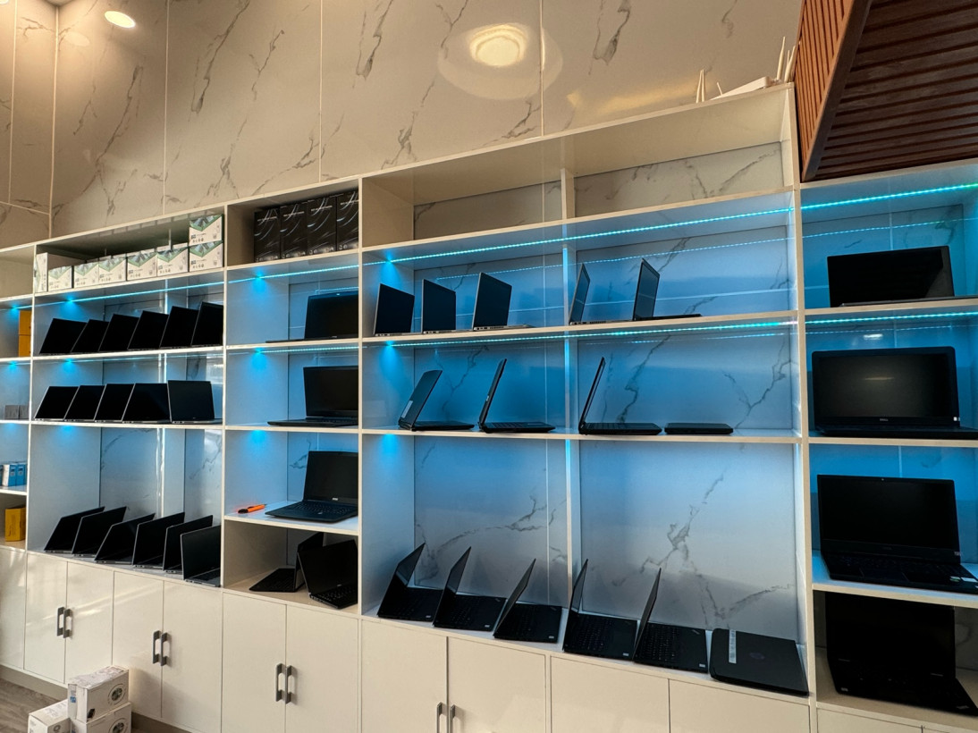 ហេង ហេង​ សូឡា