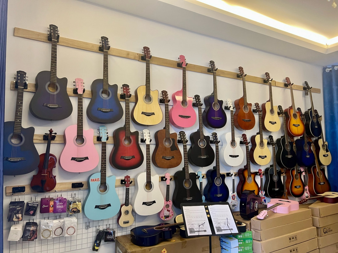 លក់ហ្គីតាអនឡាញ