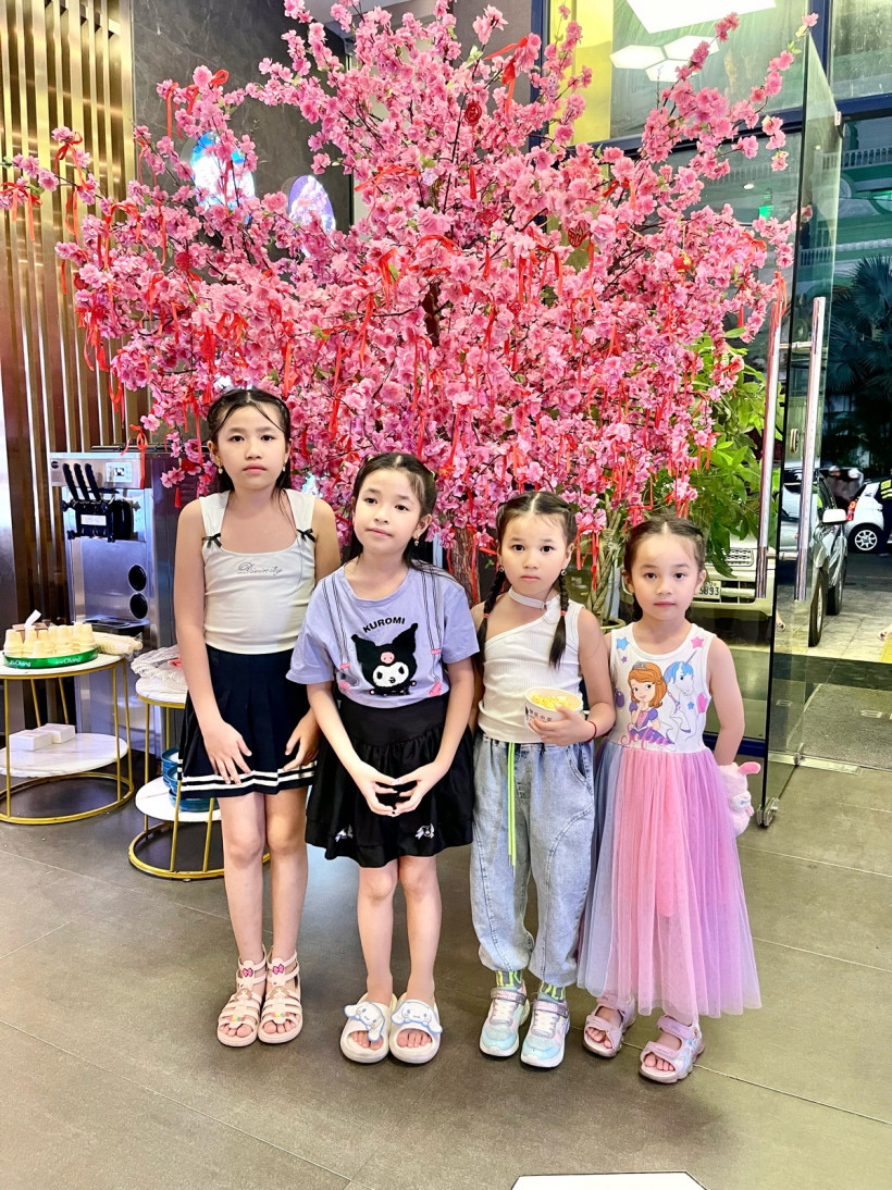 កូនទេព កូនទ្រព្យ