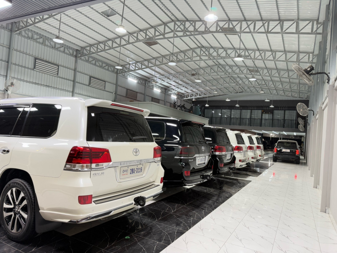 TS Auto Car សូមស្វាគមន៍ មានការធានាឡានស្អាតៗៗជូន​ និង​