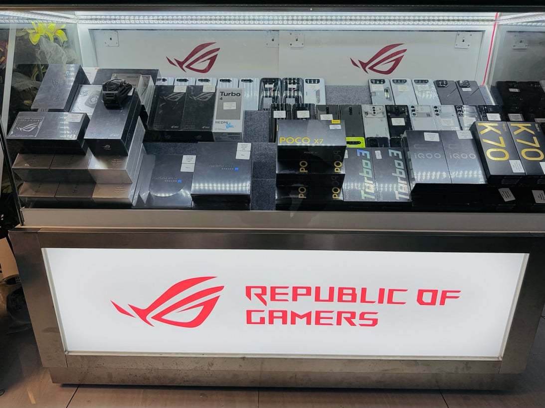 ROG Retail Store