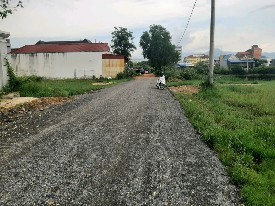 លក់ដី ក្នុងក្រុងកំពត