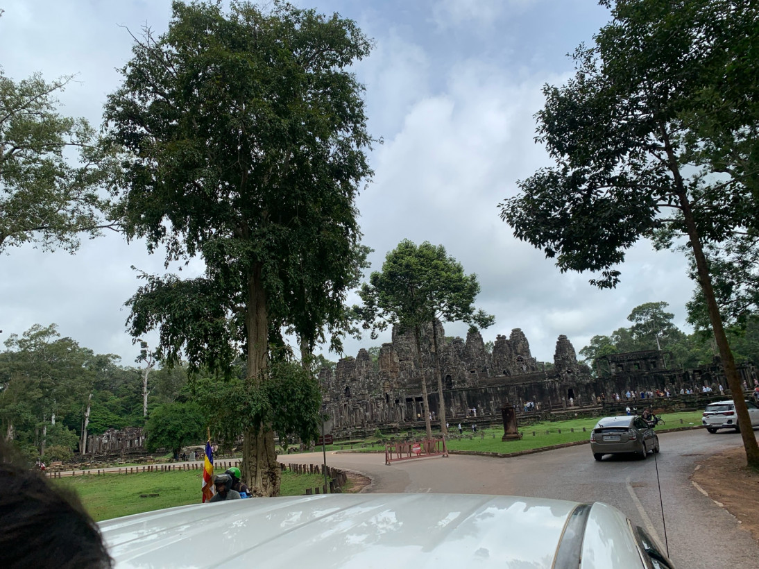 លី រស្មី