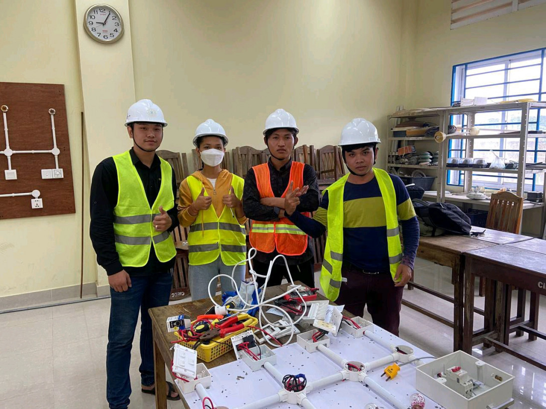 ដឹងហើយ នៅសួរទៀត យ៉ាប់ហ្មង