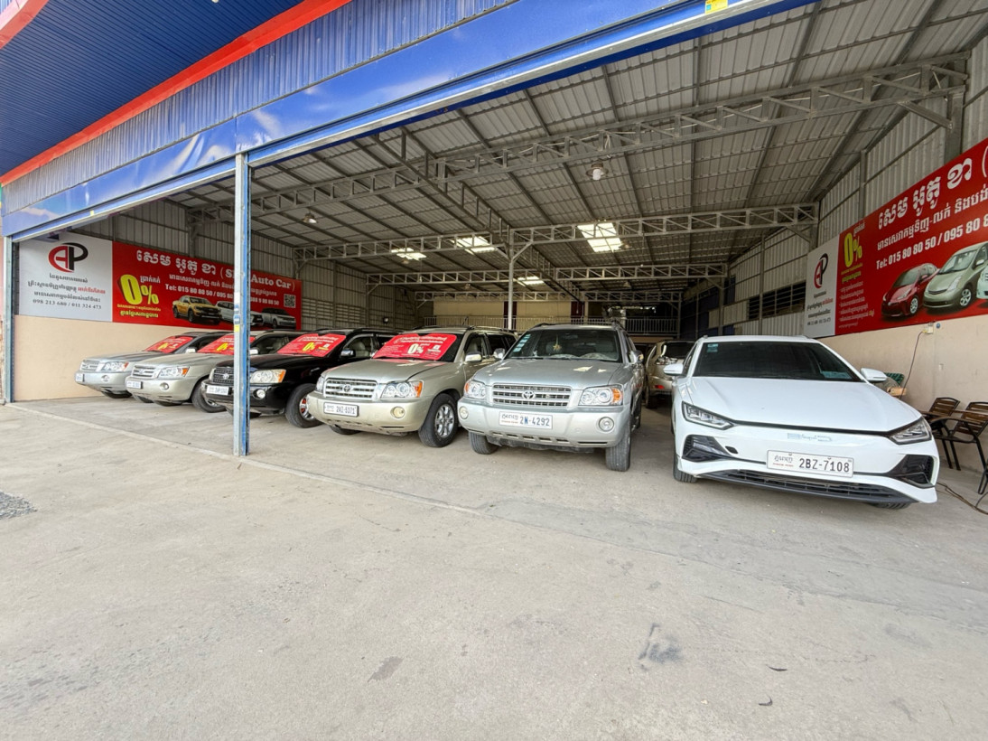 UY SEM ( សេម អូតូ ខា) មានទទួលទិញ- លក់រថយន្ត រំលស់100%