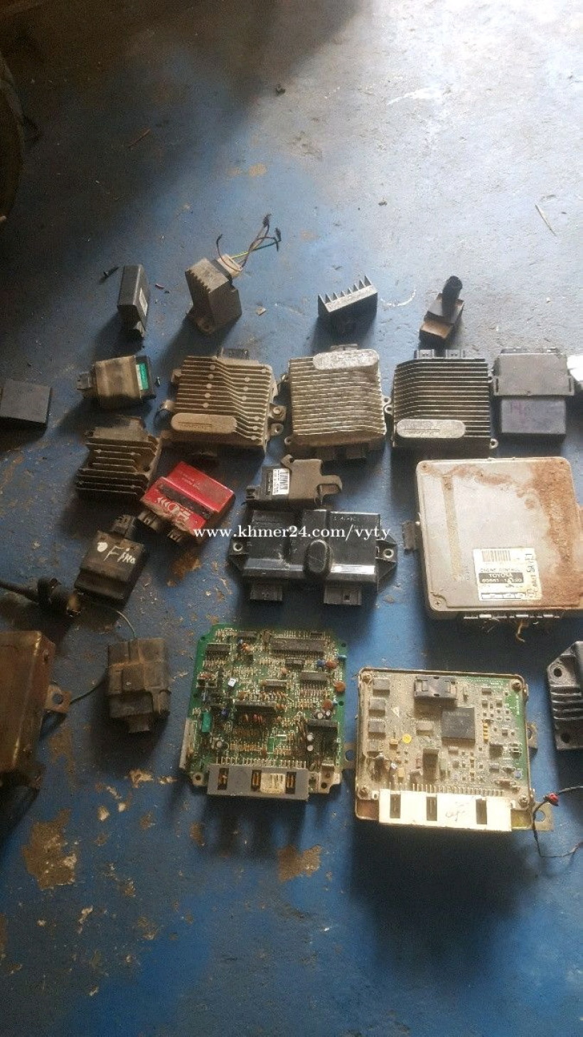 គ្រឿង ជាង