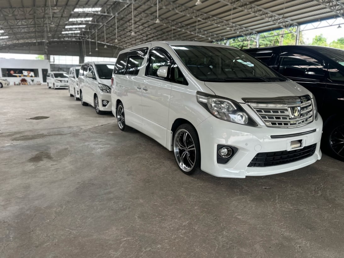 ស្តុក TOYOTA ALPHARD នាំចូលផ្ទាល់តំលៃពិសេស ធានាតំលៃនិងគុណភាព