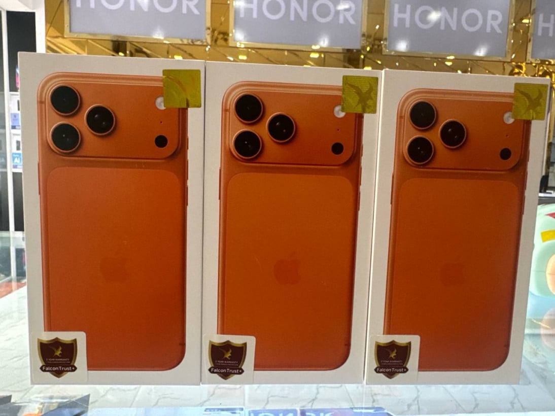 ហ្វូន ផេនដា លក់ដុំនឹងរាយ ទូរសព្ទដៃគ្រប់ម៉ូត