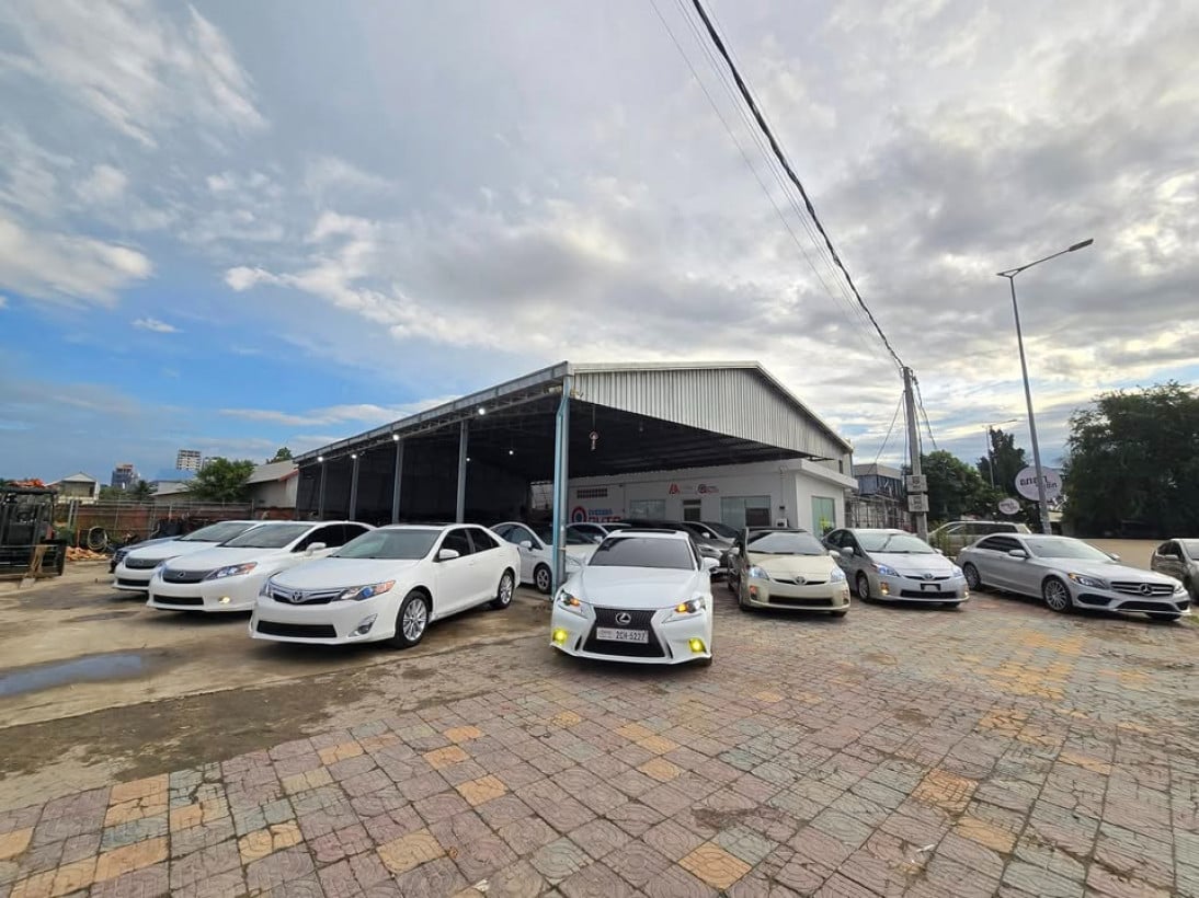 ឃ្លាំងលក់រថយន្ត SPL168Auto