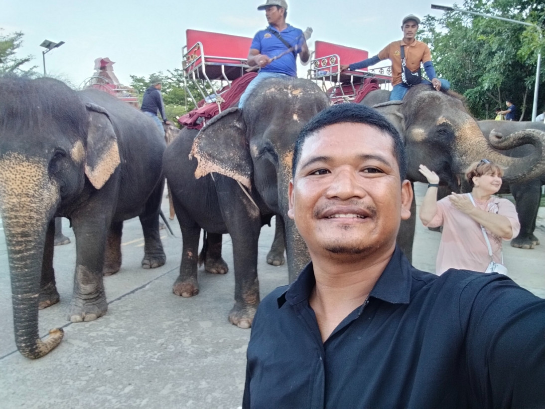 ពៅ អុីប ពៅ