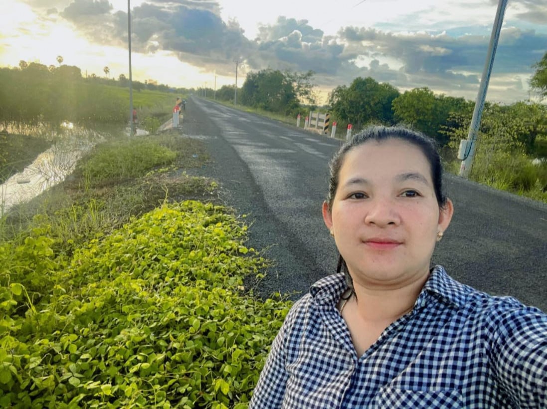 NOEUN Mengly 015584584​ Telegram