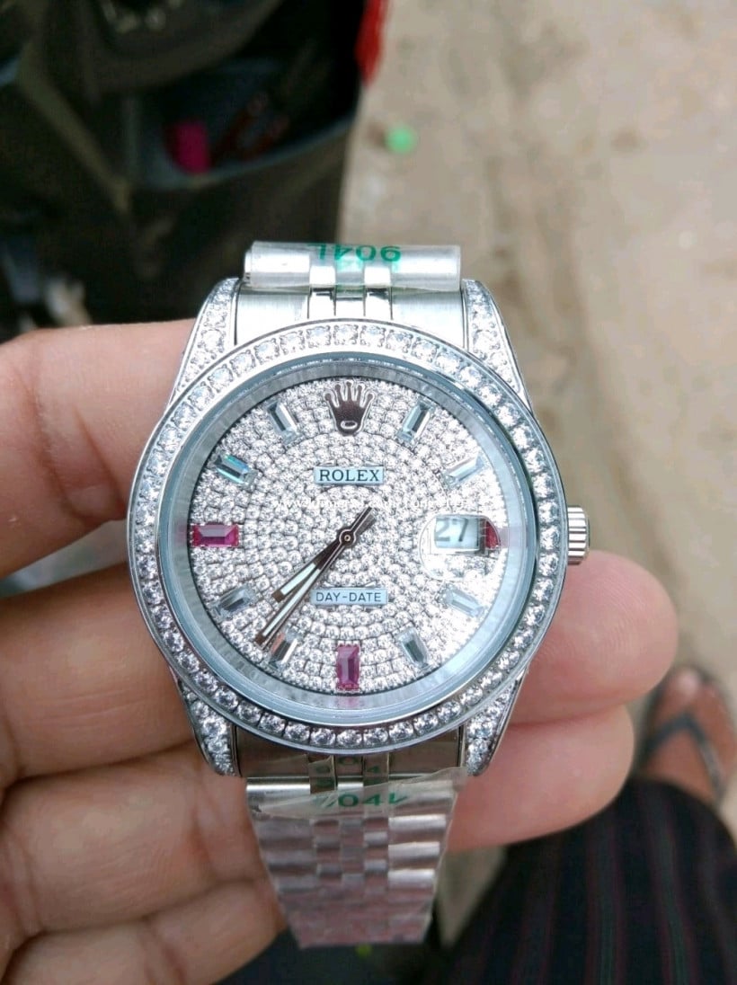 សេងឡុង ៤៤៤