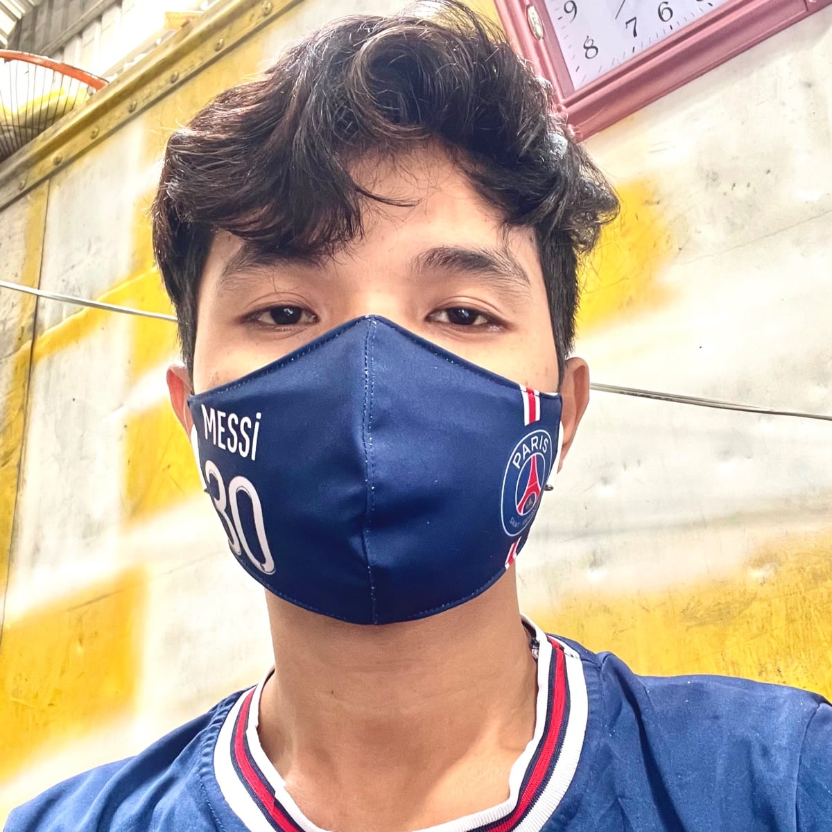 kim Hong
