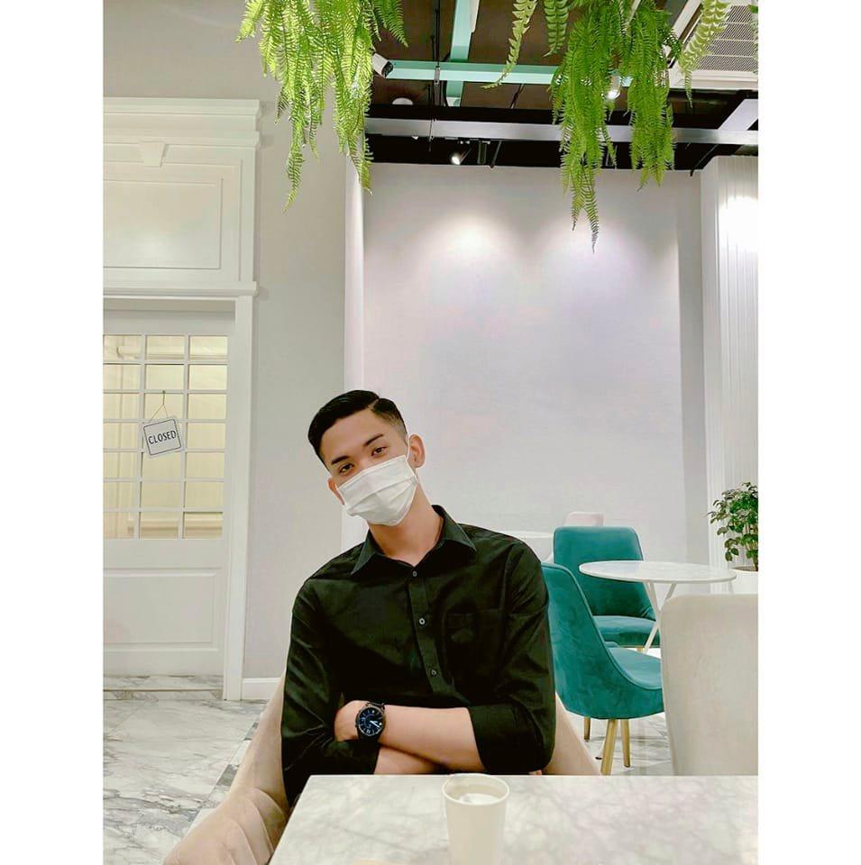 ផានិត ( prefer Telegram)
