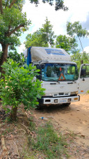 ឡាន​ដឹក​ទំនិញ​ កំពង់សោមភ្នំពេញ