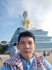 ស៊ិន សារា