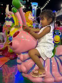 បេឡា យិន