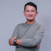 ពឿន ប្រុសពៅ