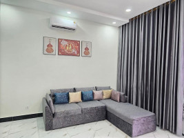 វ៉ាន់លក់នឹងជួសជុលសាឡុងគ្រប់ប្រភេទ សាំ