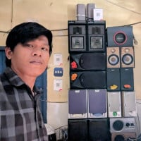 ថេនលក់ លក់អាប់ភ្លីបាស់មួយទឹកជប៉ុន