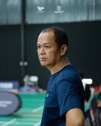 អ៊ុំ​ ដន